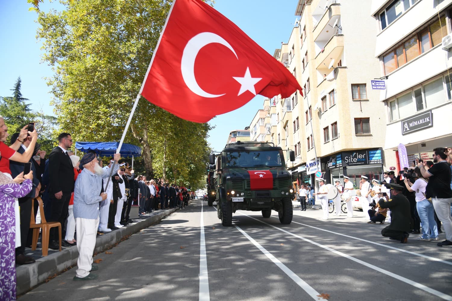 Trabzon’da Zafer Bayramı Renkli Etkinliklerle Kutlandı