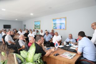 Başkan Ekim, Mahalle Muhtarlarıyla Bir Araya Gelerek Görüş Alışverişinde Bulundu