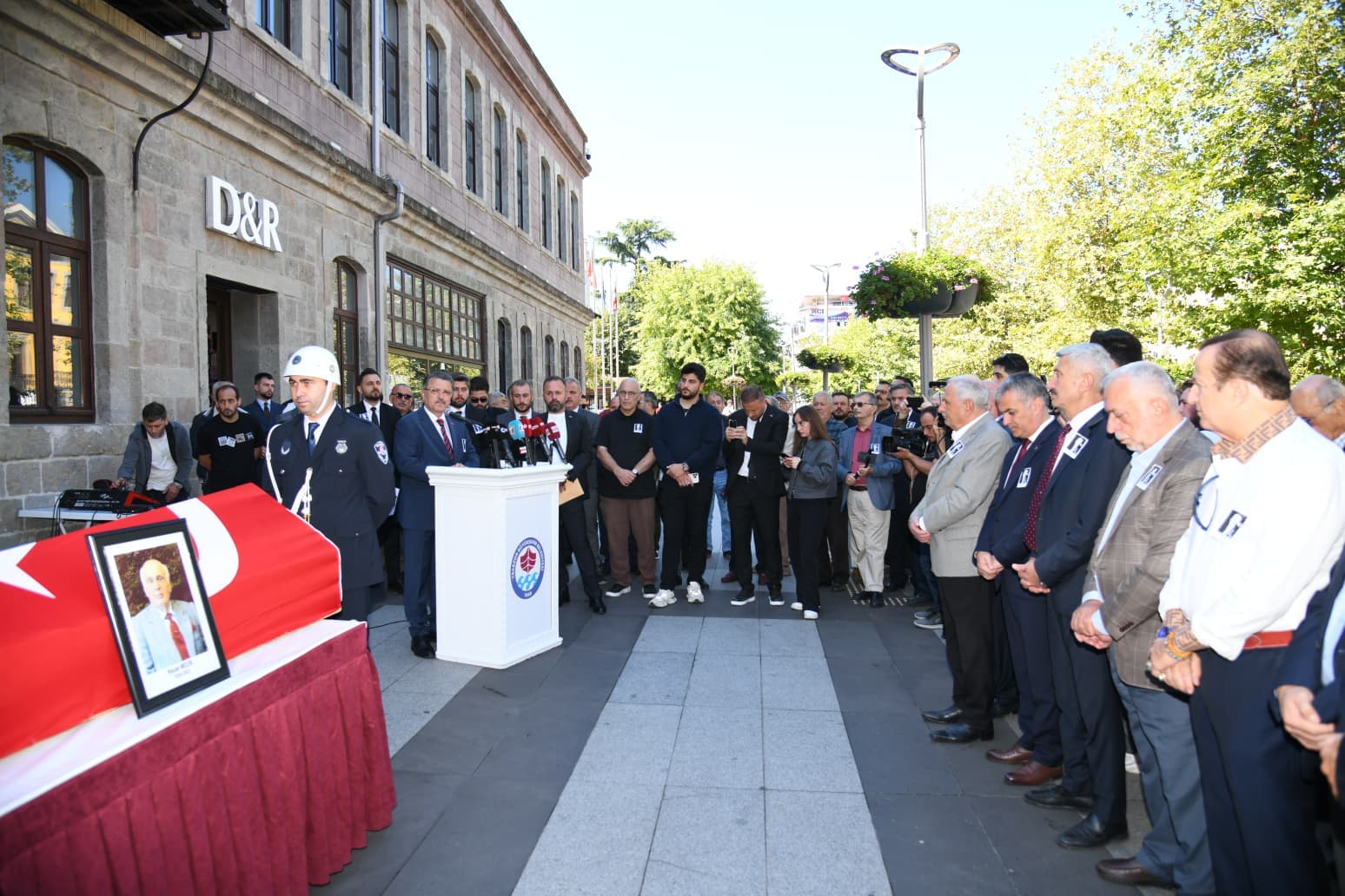 Başkan Genç: “Trabzon’un hafızası artık aramızda değil”