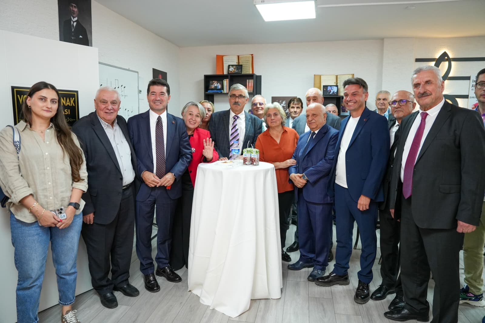 Ortahisar’da Volkan Konak’ın Adı Sanatla Geleceğe Taşınıyor