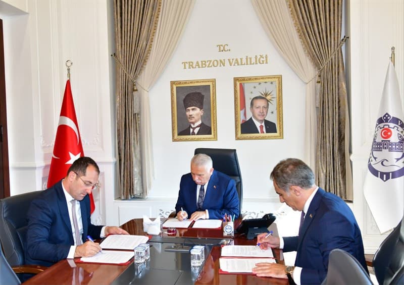 Akçaabat’ta Yüzme Havuzunda Yeni Dönem: Spor Gençlerle Buluşuyor