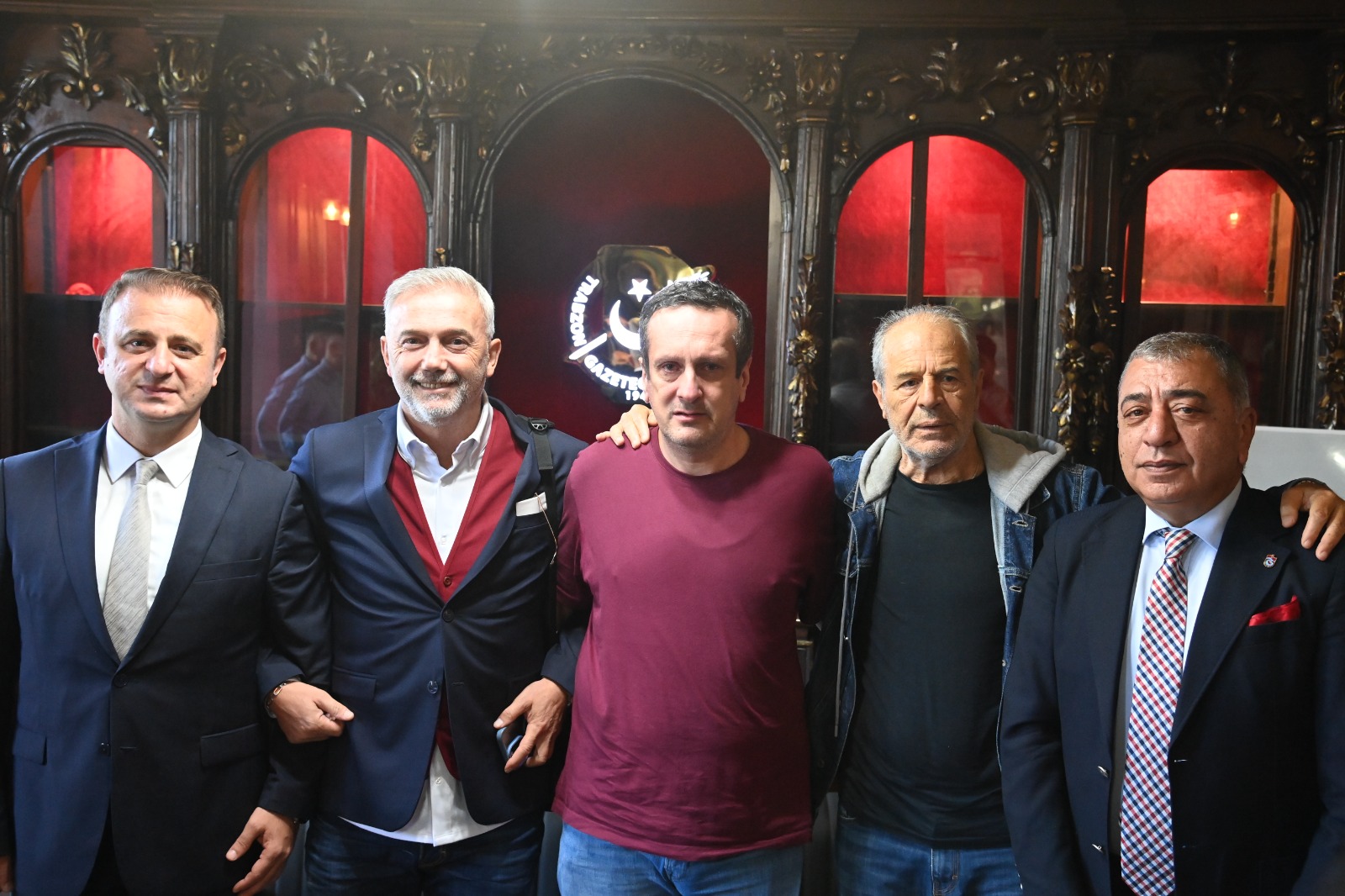 Trabzon’da Efsaneler Emir Yuşa İçin Sahaya Çıkıyor