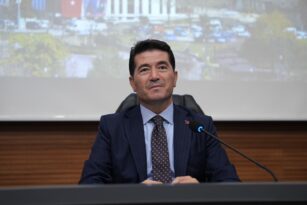 Prof. Dr. Haydar Baş’ın İsmi Ortahisar Sokaklarında Yaşayacak