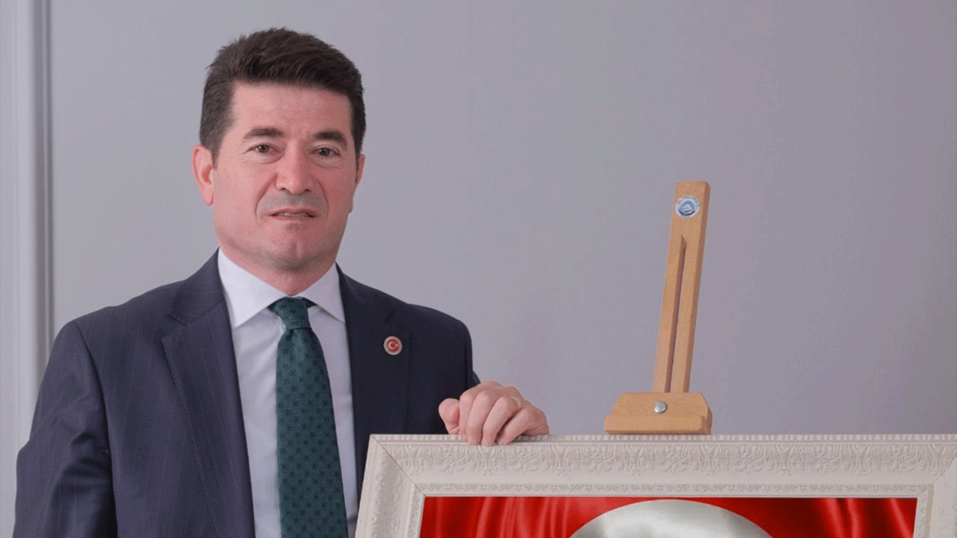 Ahmet Kaya: “Cumhuriyet, özgürlüğümüzün ve bağımsızlığımızın teminatıdır”