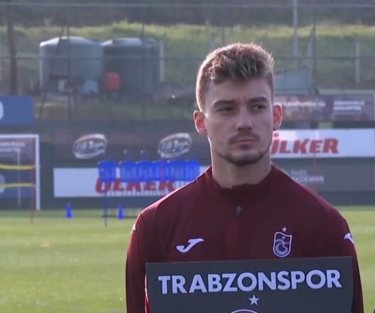 Ernest Muçi’den Devam Sinyali: “Trabzonspor’da Mutluyum”