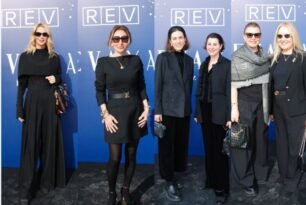 REV YALI BULUŞMALARI’NDA HANDE KAZANOVA 2026 ÖNGÖRÜLERİNİ PAYLAŞTI: