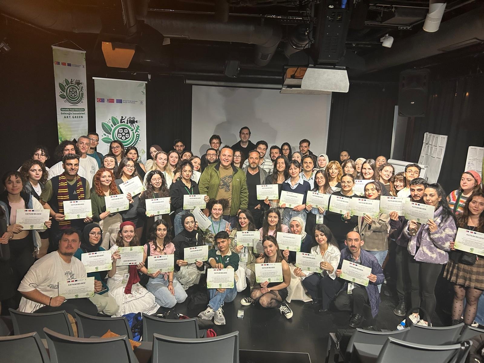 FİLM-SAN VAKFI ART GREEN Projesi Tamamlandı: Gençler Sanat ve Yeşil Dönüşüm İçin İstanbul’da Buluştu