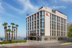 Şehrin Kalbinde, Aşkın İzmir Marriott Hali