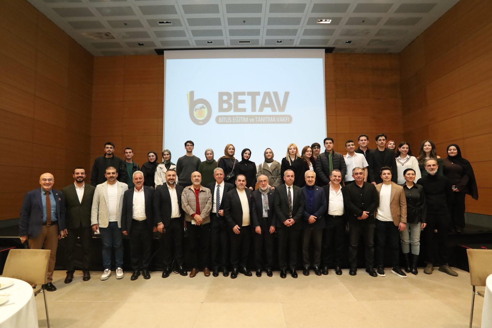 BETAV Vakfı’ndan bursiyer öğrencilere anlamlı iftar buluşması
