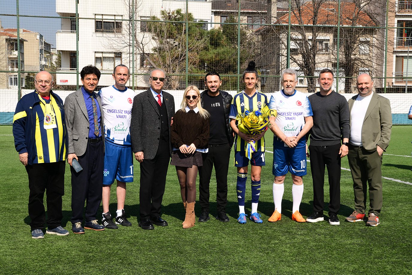 “Kadına Şiddete” futbollu mesaj  8 Mart için yeşil sahada buluştular