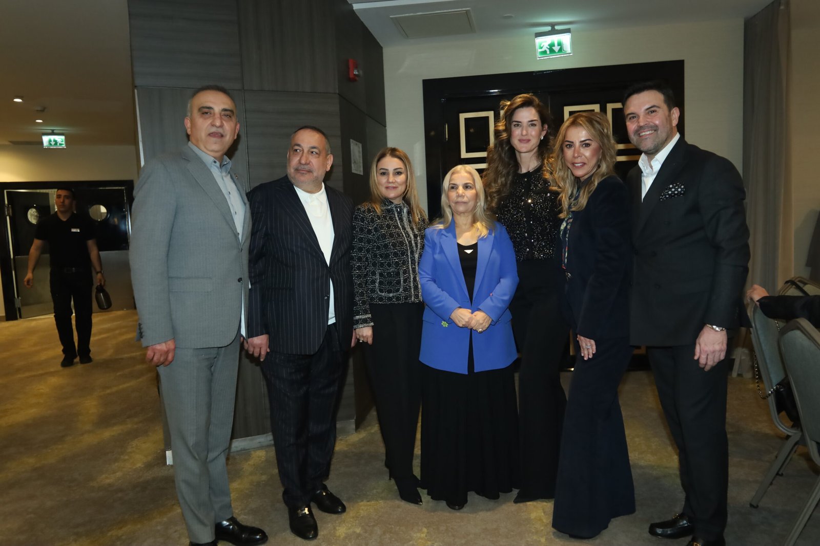 Murat ve Vildan  Keloğlu dostlarI için Ramada da Bayram öncesi verdiği son iftar yemeği.