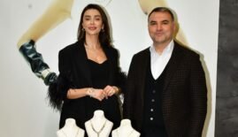 Özge Ulusoy Boynunda Servet Taşıdı! Genola’dan Düğün Hediyesi Sürprizi