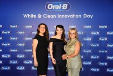 Ünlü oyuncu Yağmur Tanrısevsin, İstanbul’da gerçekleşen özel davette sağlıklı ve beyaz gülüşünün sırrını paylaştı