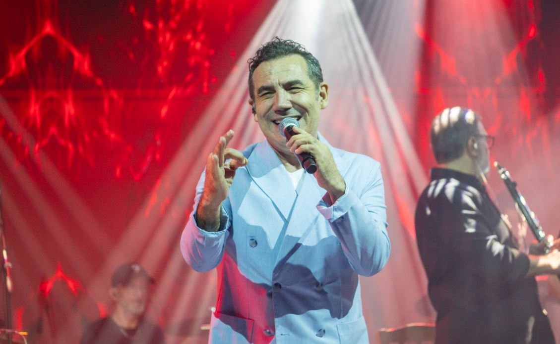 Ferhat Göçer’den Bayram Gecesine Duygu ve Müzik Damgası