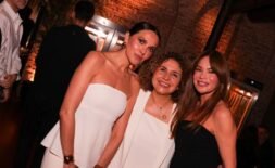 YASEMİN ÖĞÜN VE ZEHRA IŞIK’TAN 23. SEZONA ÖZEL ŞIK DAVET