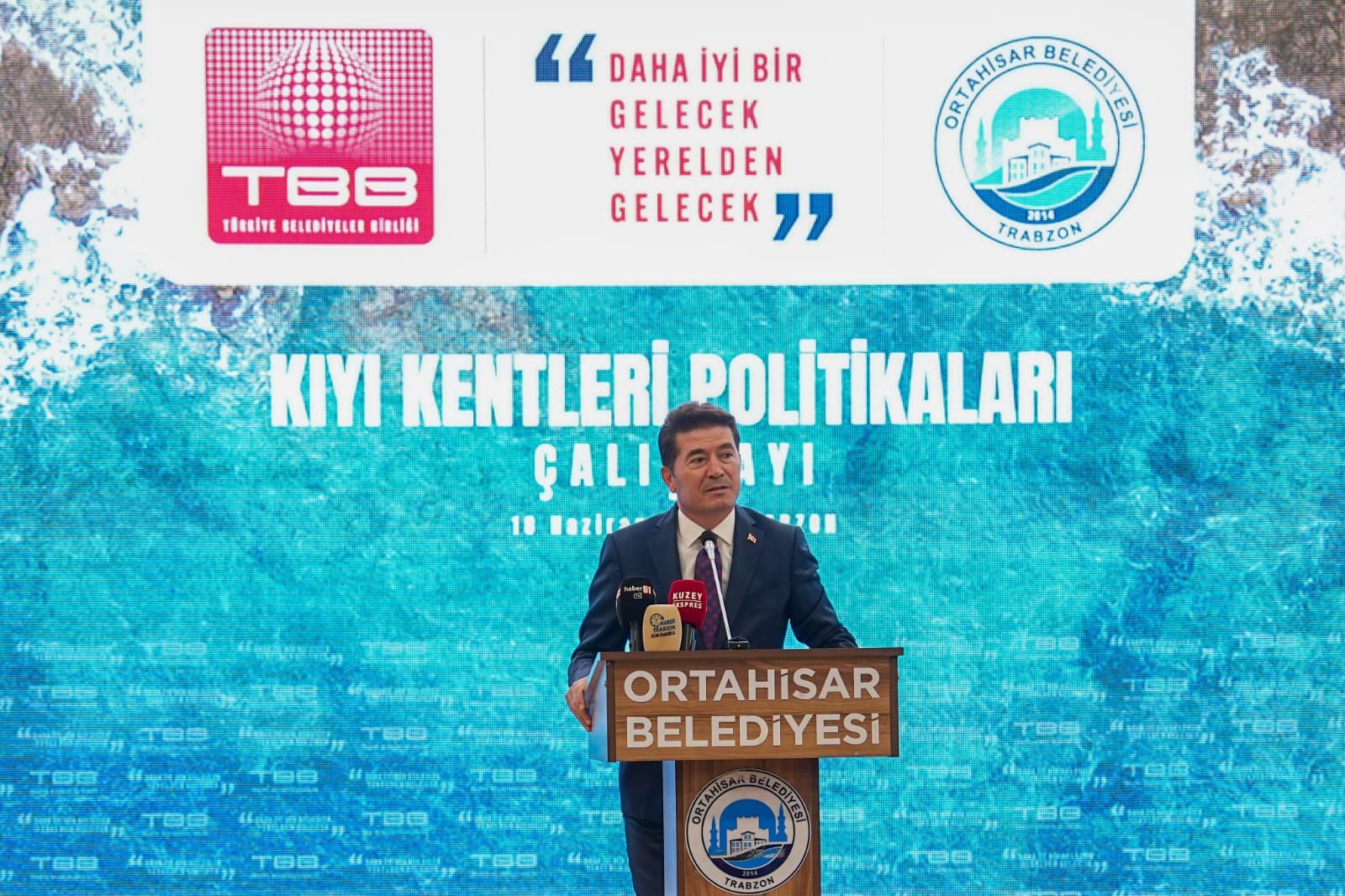 ORTAHİSAR BELEDİYESİ, KIYI KENTLERİ POLİTİKALARI ÇALIŞTAYI’NA EV SAHİPLİĞİ YAPTI