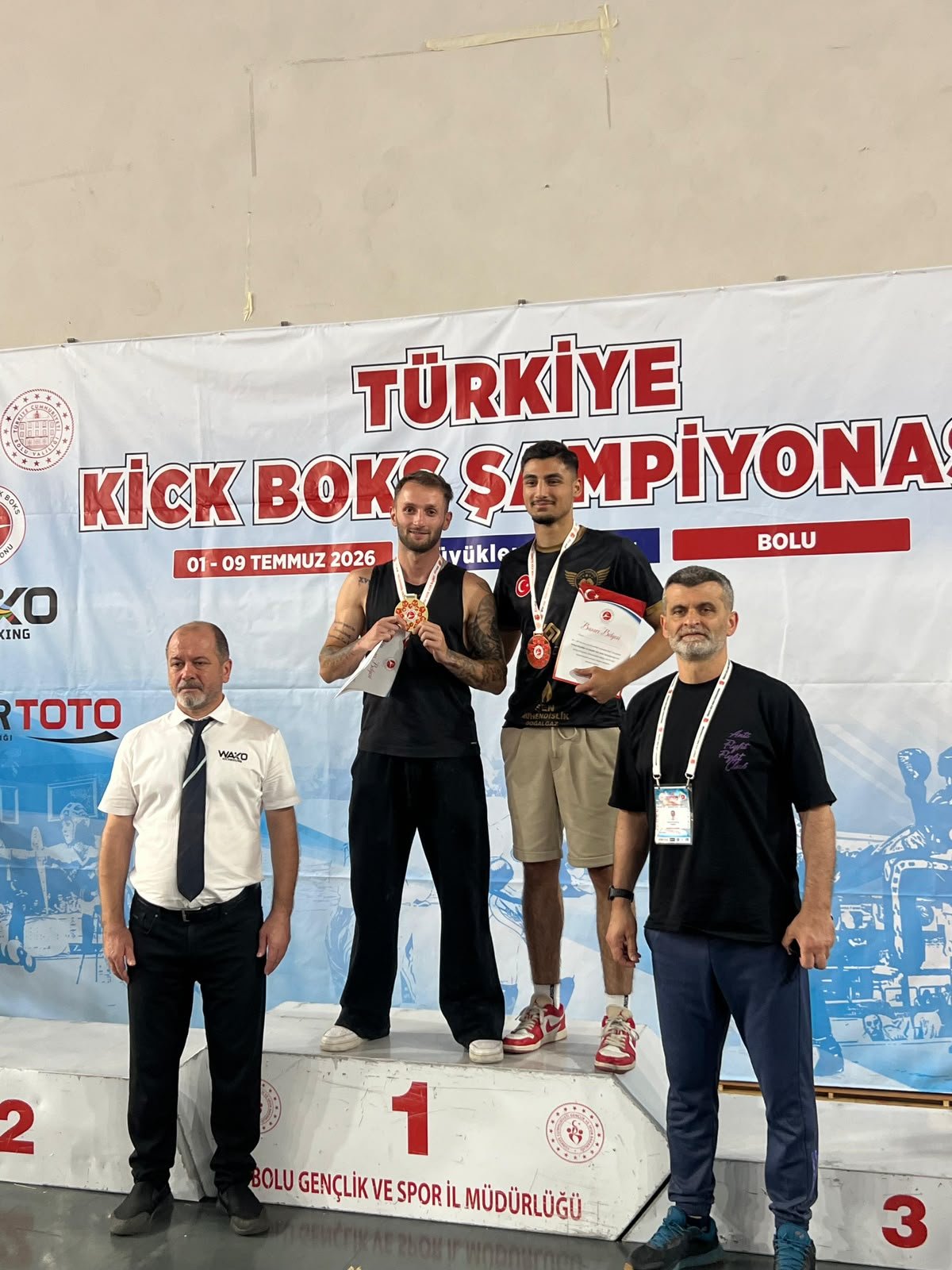 ORTAHİSAR BELEDİYESİ SPORCULARINDAN ÇİFTE ŞAMPİYONLUK