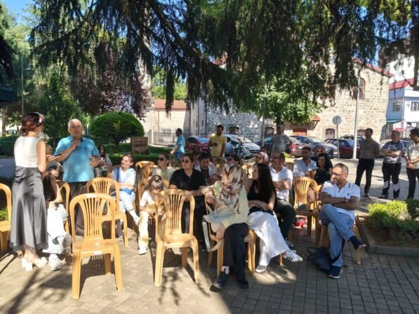 Trabzon’da yetişkinlere özel masal buluşması düzenlendi