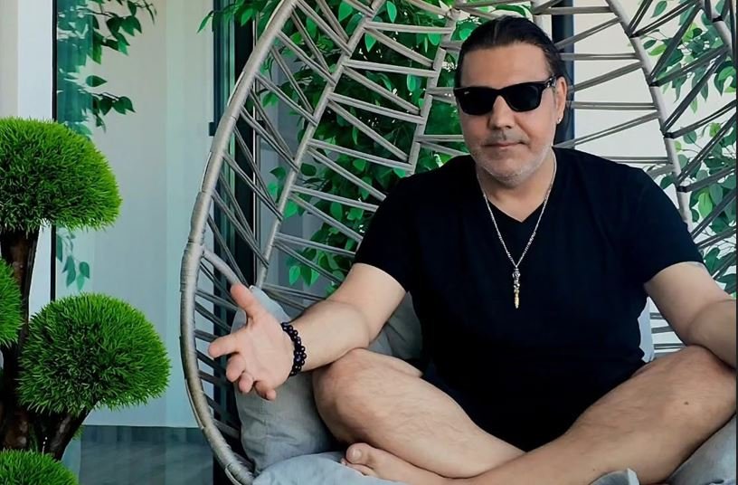 RAMİZ ÖZBAY’DAN SÜRPRİZ! “GURUR” İÇİN KIBRIS’I SETE ÇEVİRDİ…